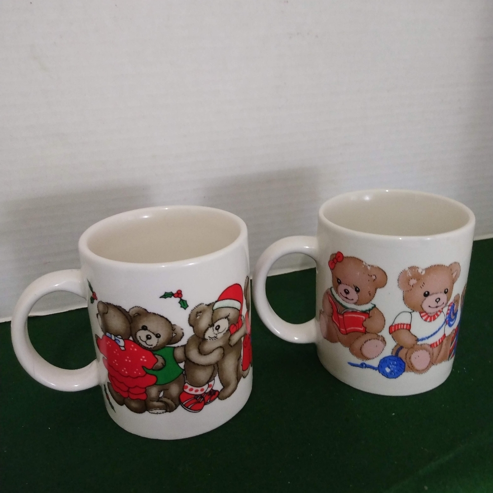 Finest Ceramics Christmas Bear Theme Mug Set